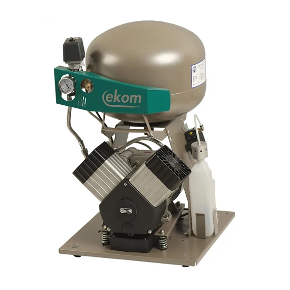 EKOM DK 50 2V kéthengeres 25 lit. 6-8 bar